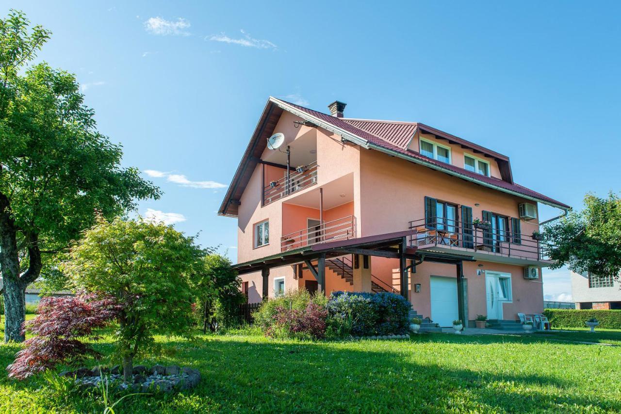 Ferienwohnung Emmy I Alice Josipdol Exterior foto